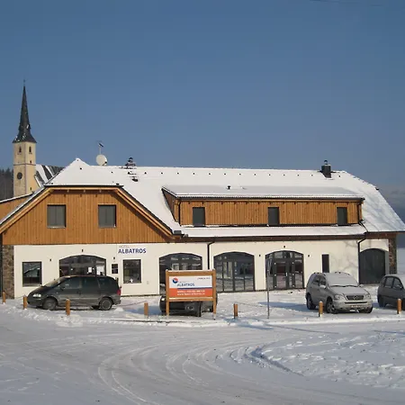 Jbx Albatros Hotel Přední Výtoň